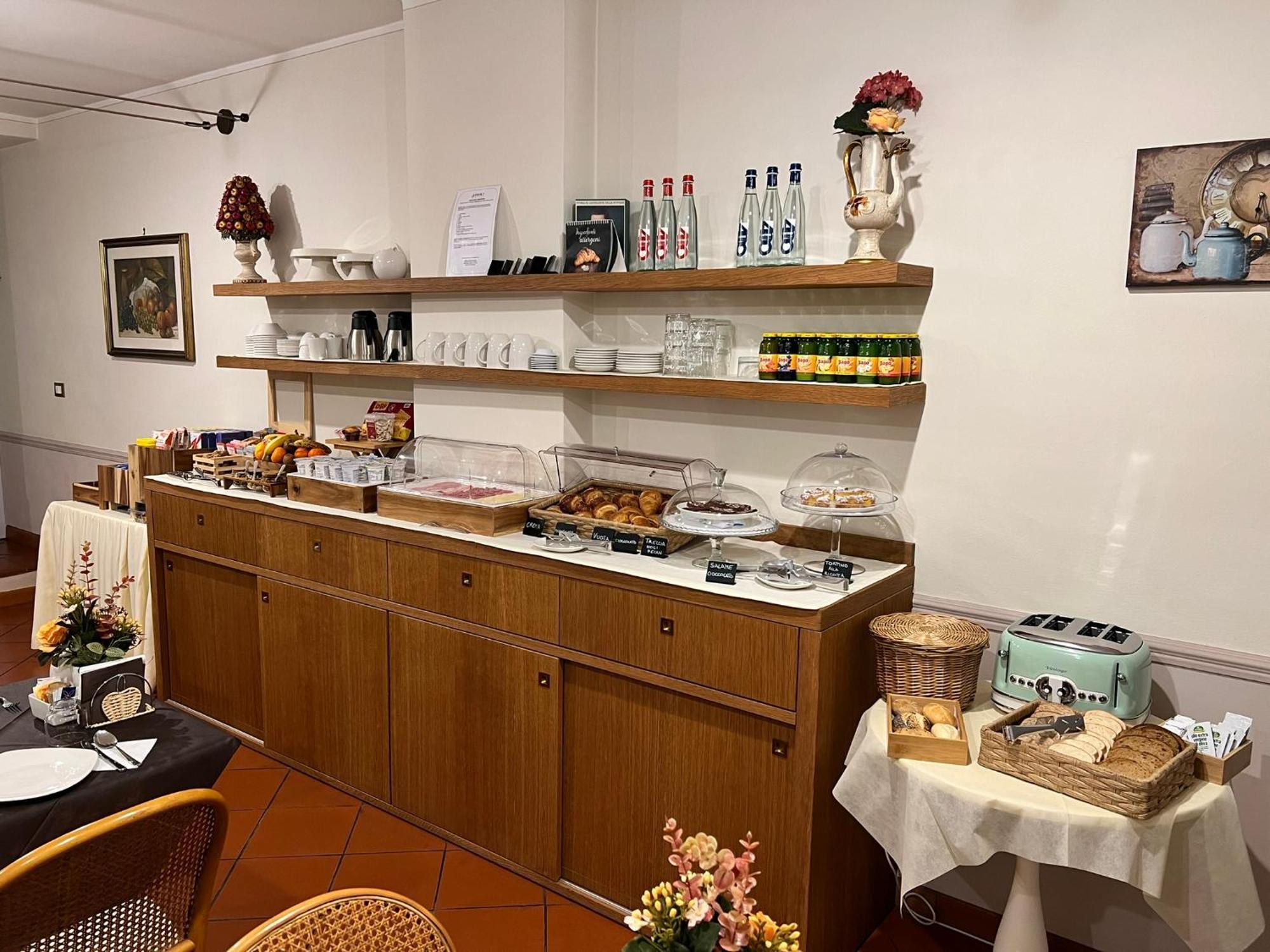 B&B Corte Delle Rose Castiglione Delle Stiviere Exterior photo