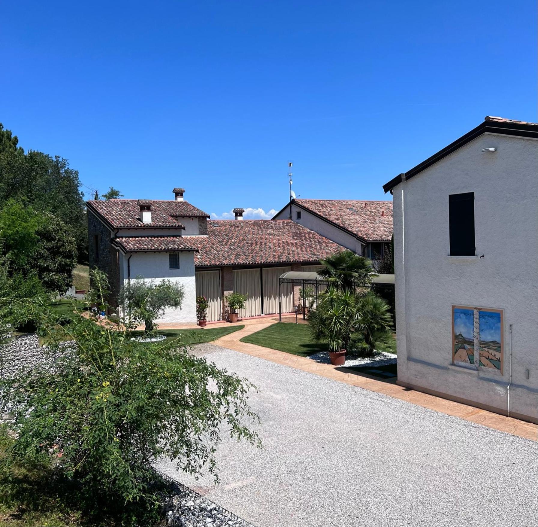 B&B Corte Delle Rose Castiglione Delle Stiviere Exterior photo